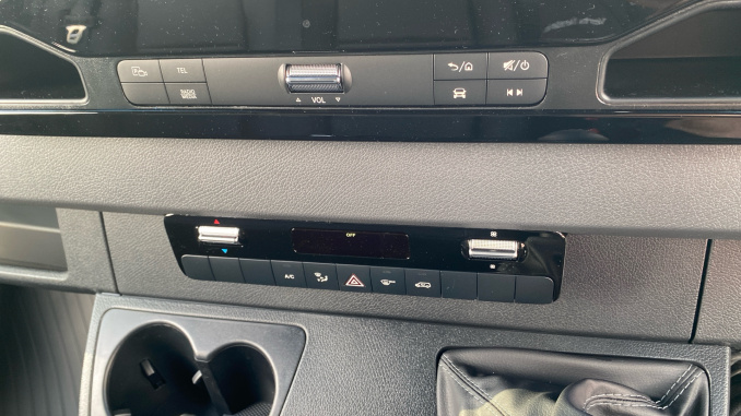 Mercedes-Benz Sprinter 315Cdi L2 Diesel Rwd 3.5t H2 Select Van - Image 25